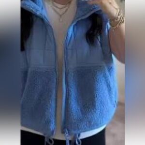 JoyLab target High Pile and Quilted Vest Periwinkle Blue Women’s Size Large New